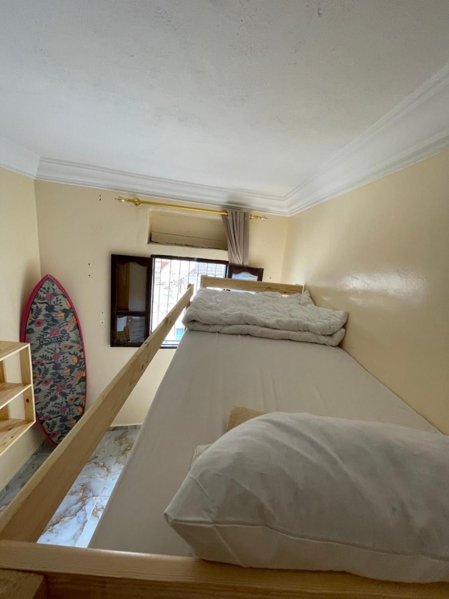 Yasurf Guesthouse Taghazout Exteriör bild
