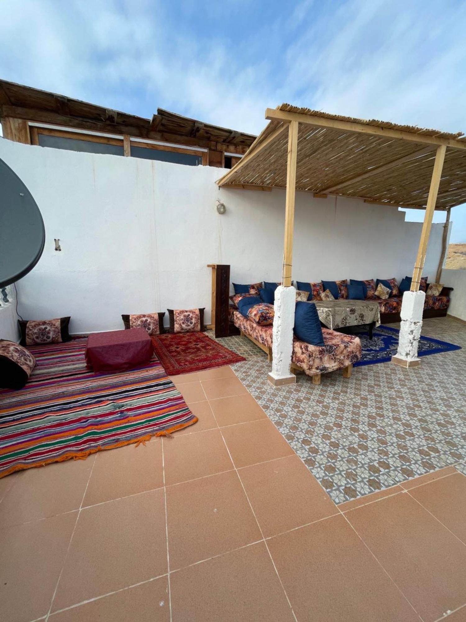 Yasurf Guesthouse Taghazout Exteriör bild