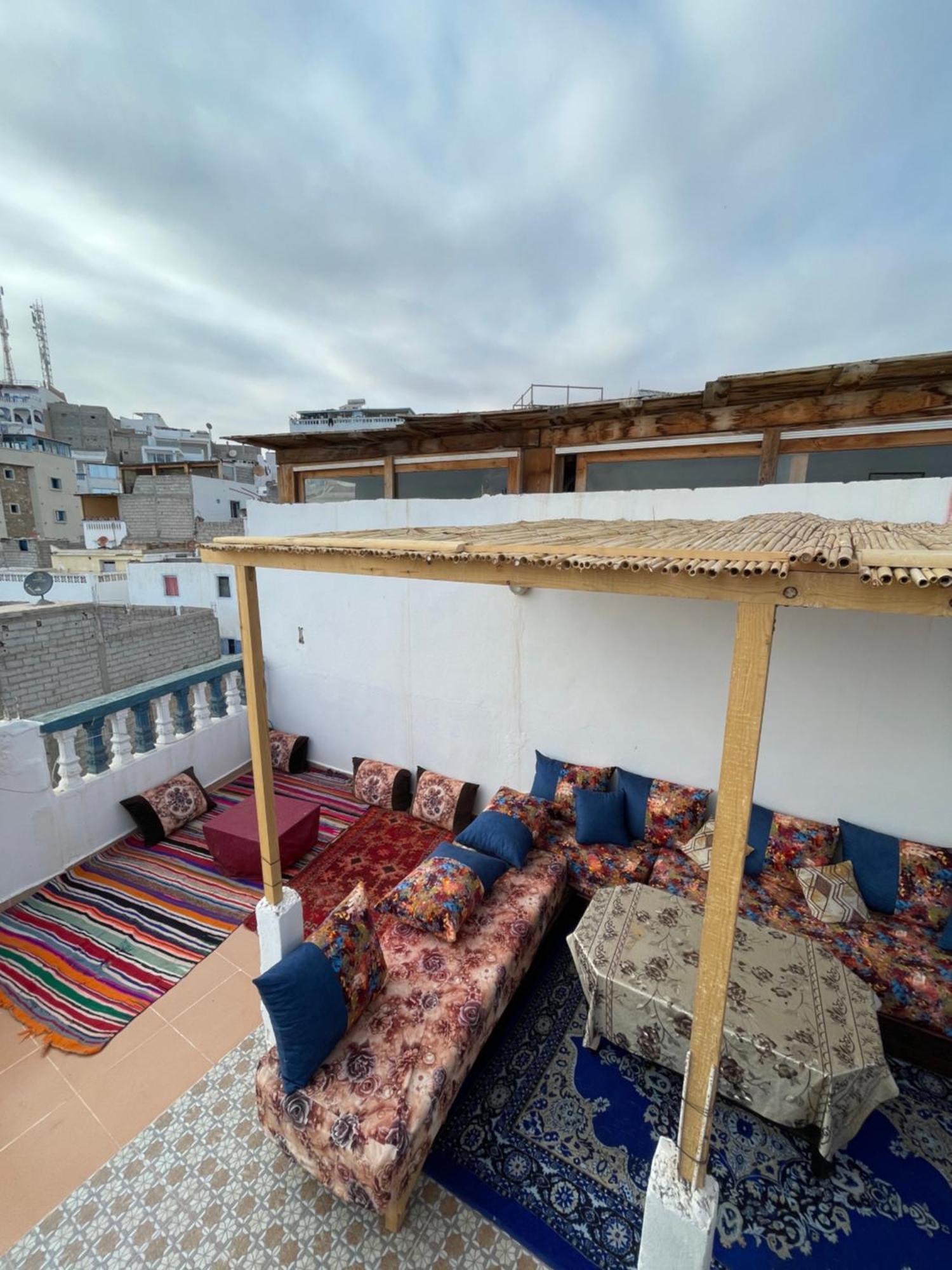 Yasurf Guesthouse Taghazout Exteriör bild