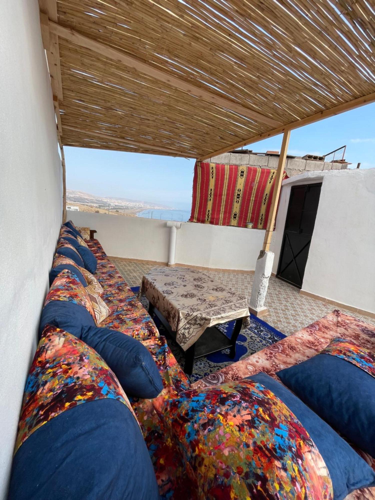 Yasurf Guesthouse Taghazout Exteriör bild